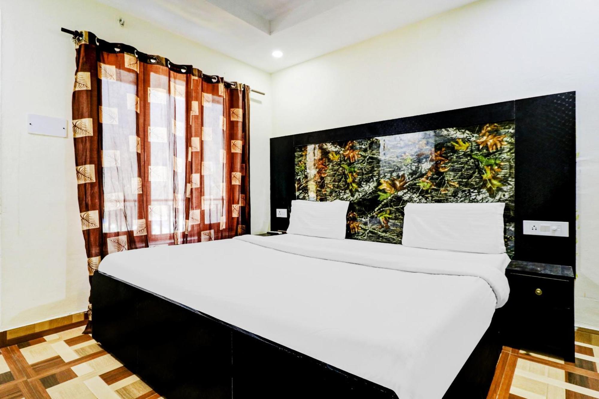 Hotel O Sandhyana Inn Мак-Леод-Гейндж Экстерьер фото